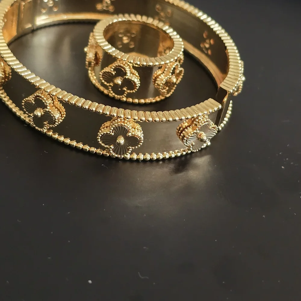 Elegant Gold Floral Bracelet and Ring Set